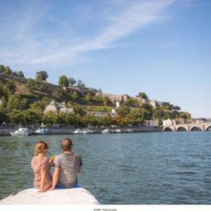La Rose Sur Meuse Villa Haybes Eksteriør bilde